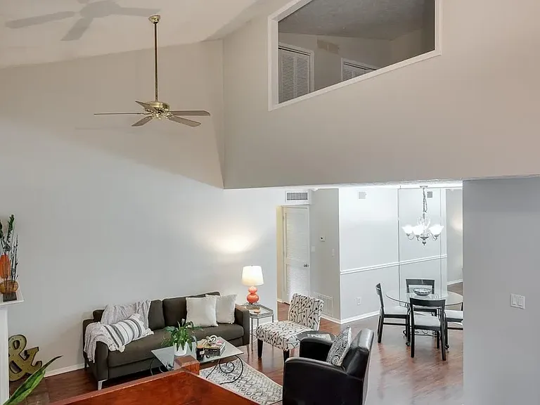 305 River Run Dr — Photo 7
