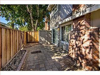 4th image of 529 Pine Wood Ln