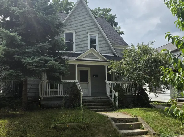 110 Dale St NE, Grand Rapids, MI 49505