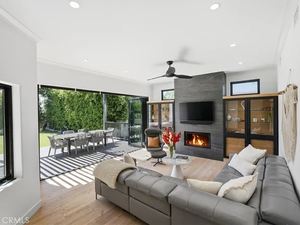 1852 6th St, Manhattan Beach, CA 90266