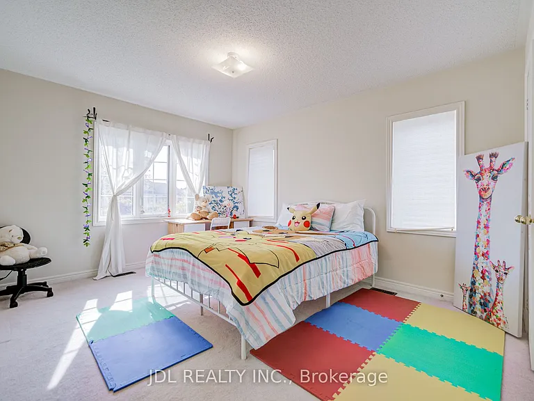 1139 Cenotaph Blvd — Photo 34