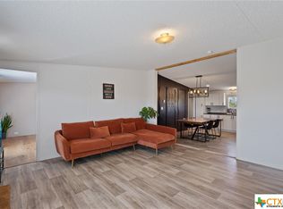 106 Hermosa Vis, Elgin, TX 78621