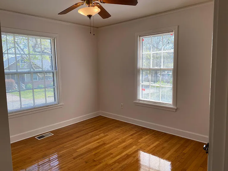 212 Walnut St — Photo 5