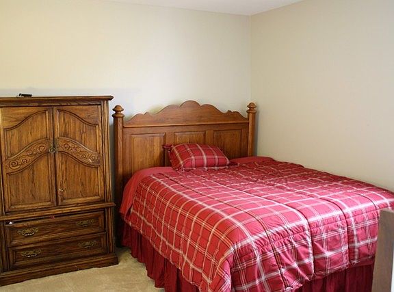 5th image of 1205 Greensfield Dr