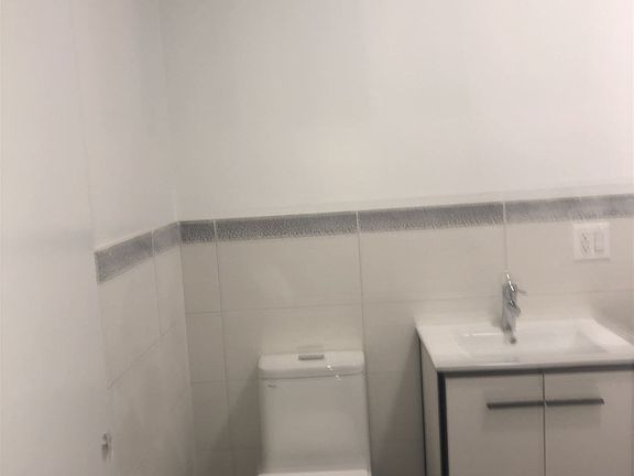 68C32D47-3F39-4BC0-99D4-A4E1CE549122