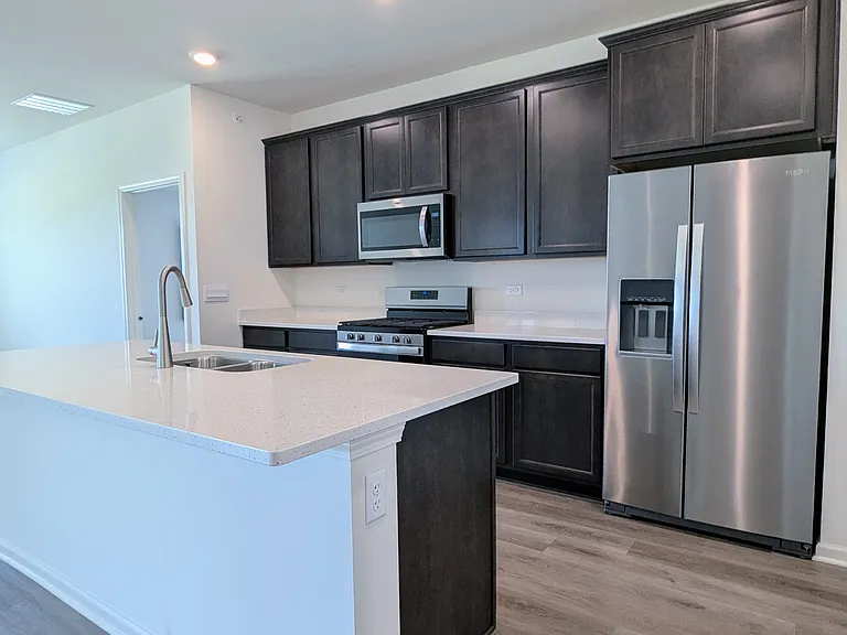 1194 Wood Lily Ln — Photo 4