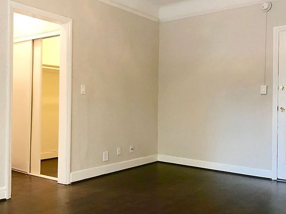 2nd image of 427 S Mariposa Ave APT 106