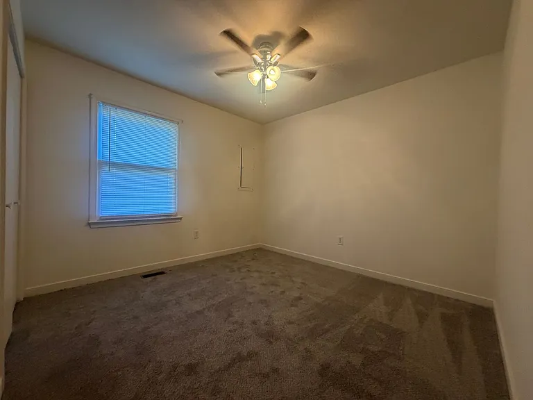 24000 Sequoia Rd — Photo 9