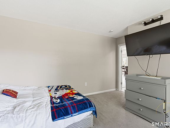 5th image of 5 David Drive #5