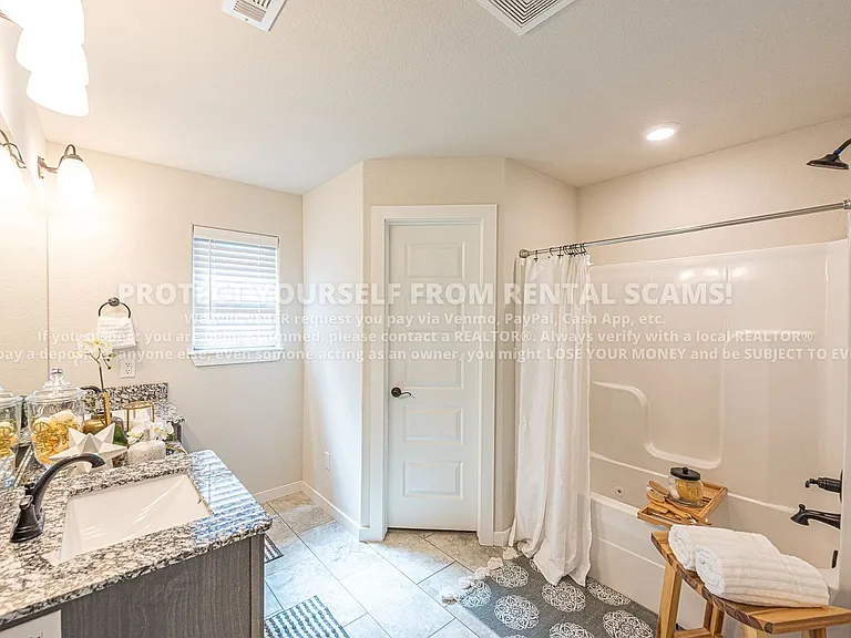 347 W Tyler Rd — Photo 11