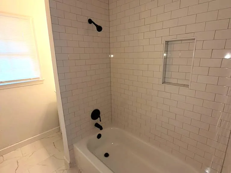 908 Woodale Cir — Photo 15
