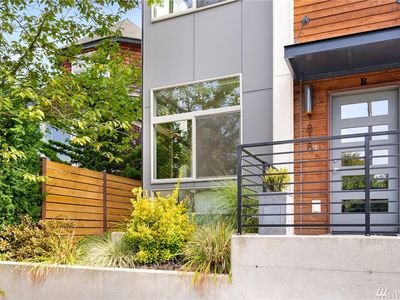 1818B 14th Ave, Seattle, WA, 98122