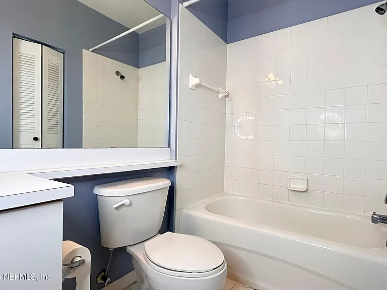 610 Fairway Dr #207 — Photo 41