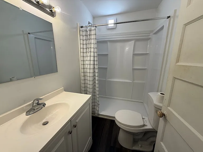 5 Lamar St NW — Photo 10