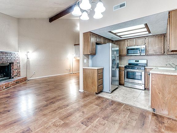 4th image of 6173 S Zunis Ave #6173