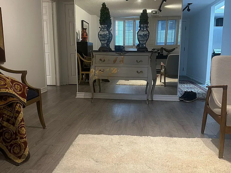 360 Bloor St E #411 — Photo 8