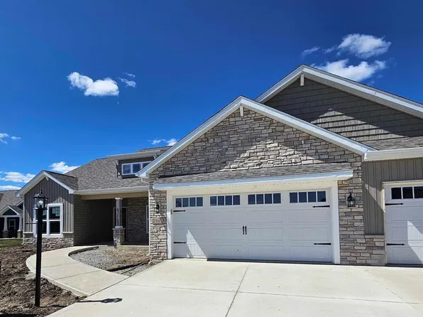 2945 Casaluna Ct, Fort Wayne, IN 46818