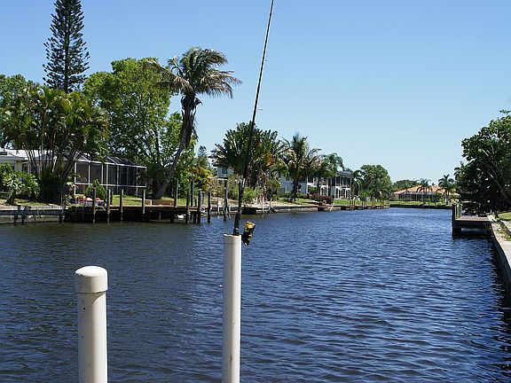 Unit 1,2,3,4, Canal S. view 