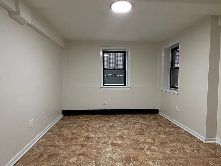 154 S Harrison St #1H — Photo 9