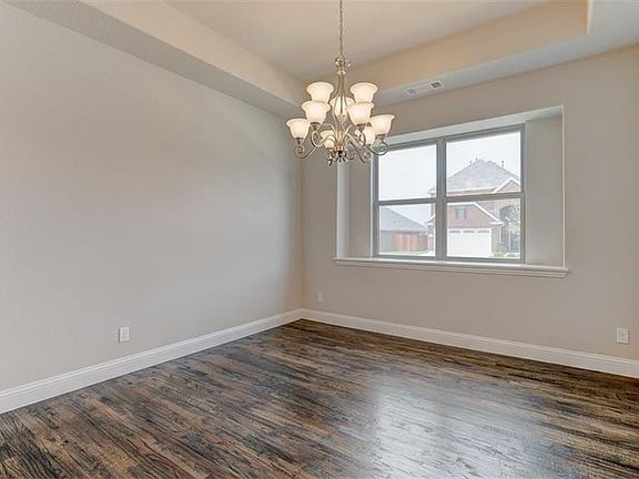 5th image of 744 Gray Wash Dr