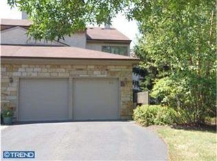 42 Woodmont Dr, Lawrence Township, NJ 08648