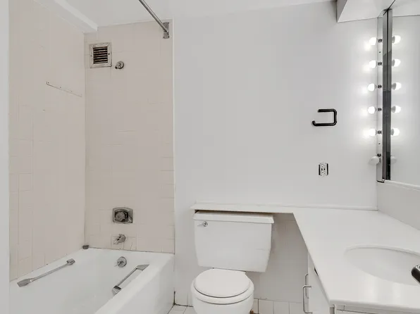 135 West 70th Street image 25 of 25