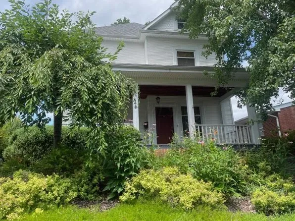 48 Hill St, Logan, OH 43138