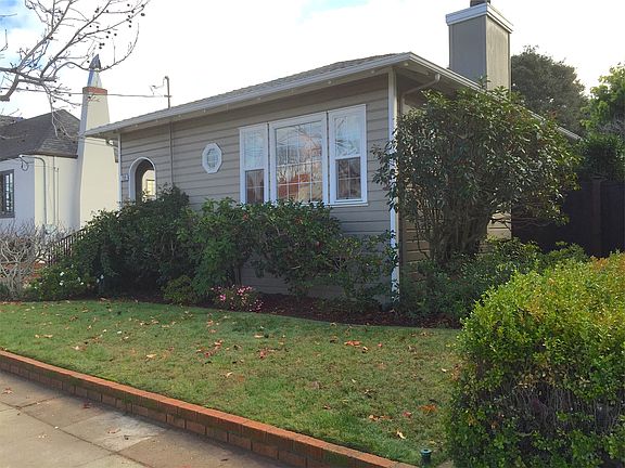 3rd image of 709 Howard Ave