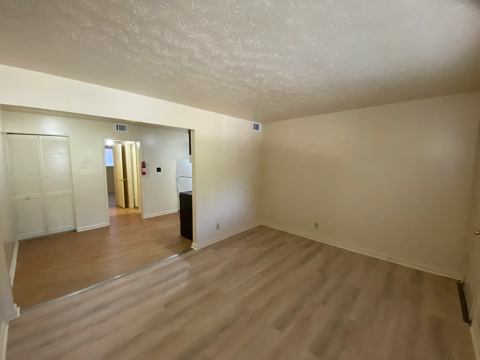 1 bed, 600 sqft, $895 — Photo 3