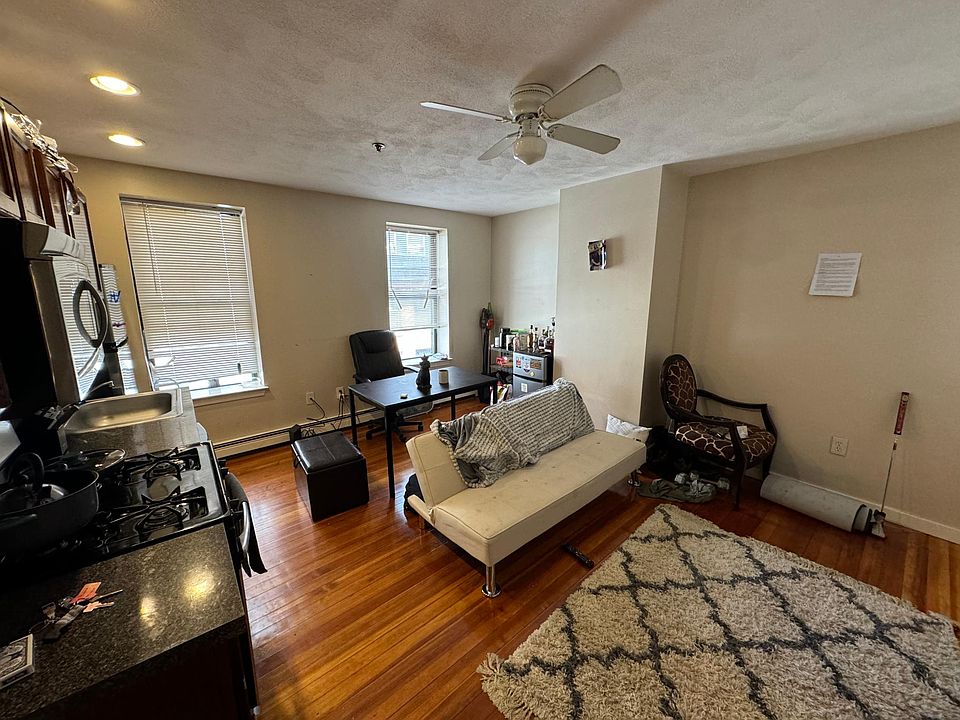 10 Hull St Boston MA Zillow