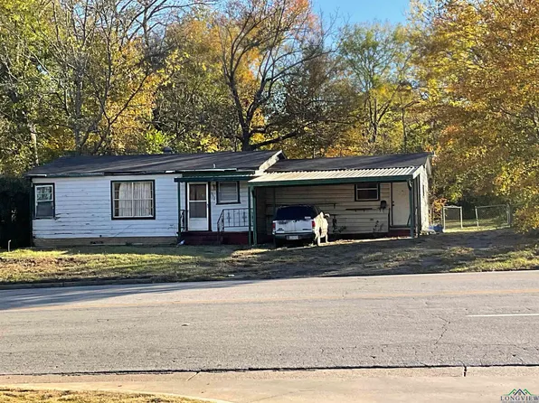938 E Young St, Longview, TX 75602