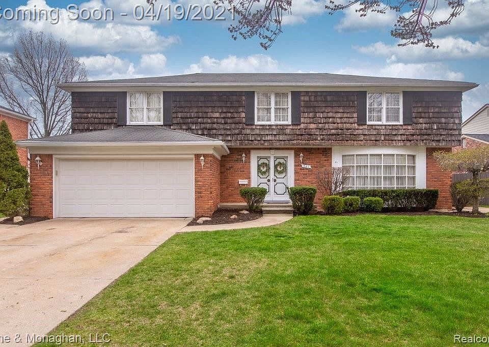 1st image of 561 Glen Arbor Ln