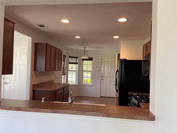 3rd image of 7414 Birmingham Forest Dr