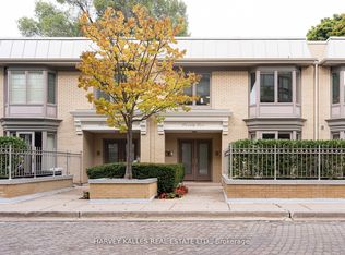 22 Lower Village Gate, Toronto, ON M5P 3L7