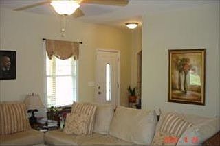 3rd image of 108 Ravenwood Dr
