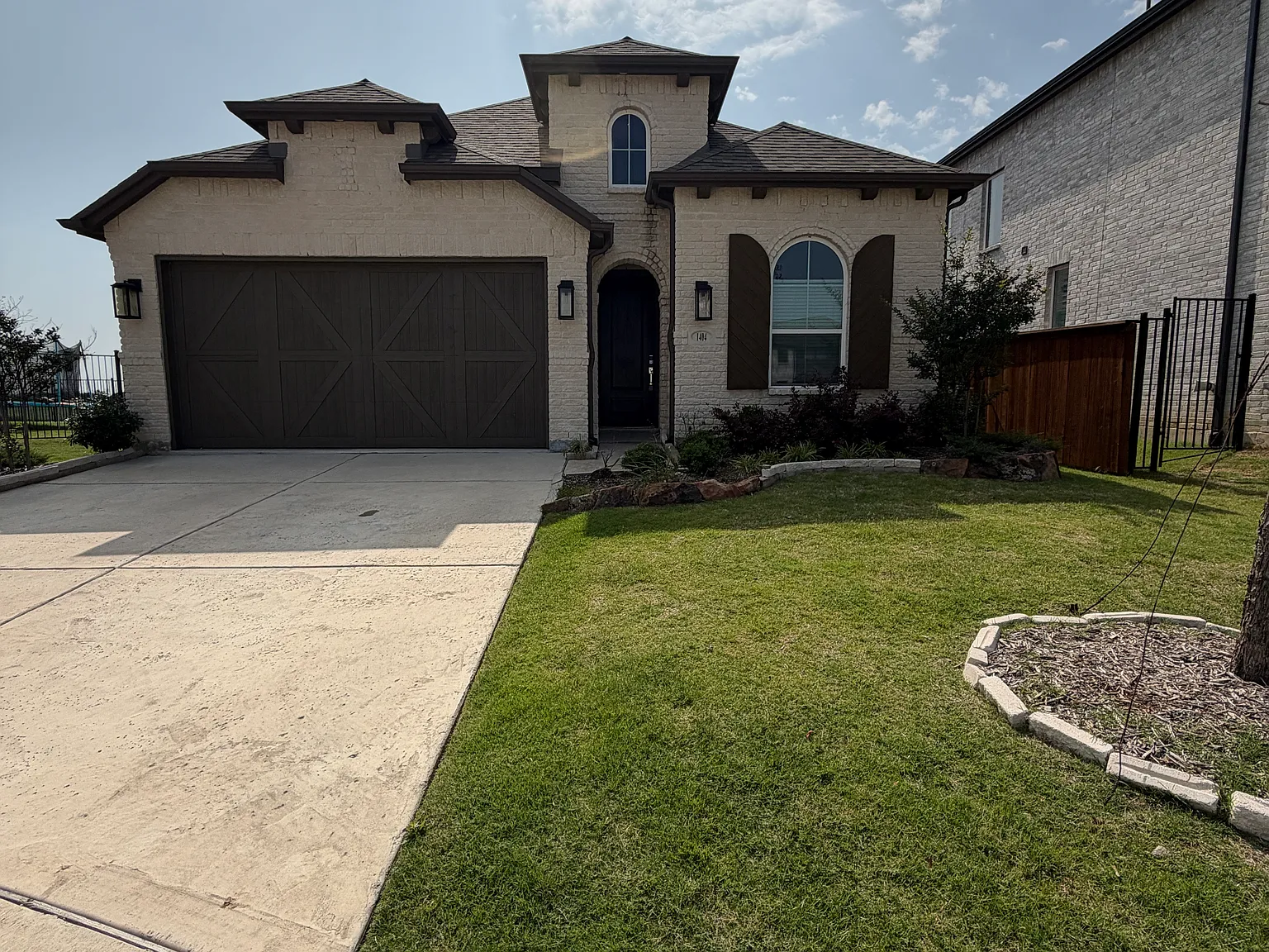 3 bed, 1645 sqft, $2,300 — Photo 4