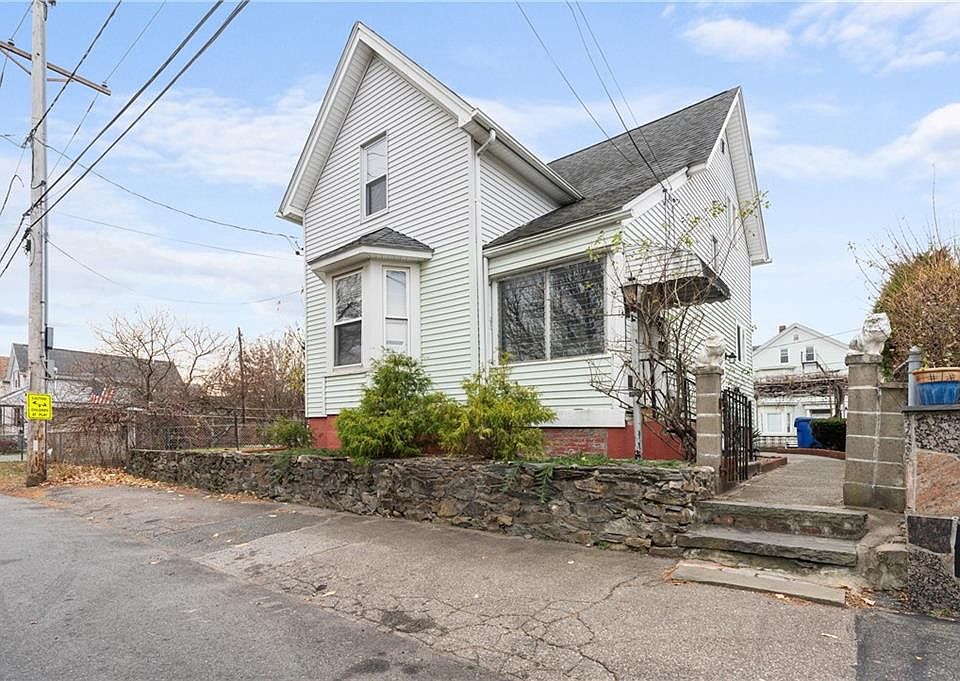 1st image of 13 Orchard St
