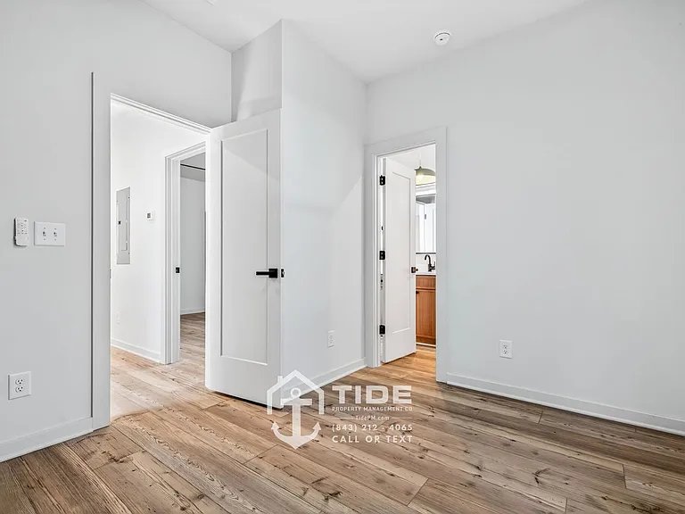 5810 Knight St — Photo 16