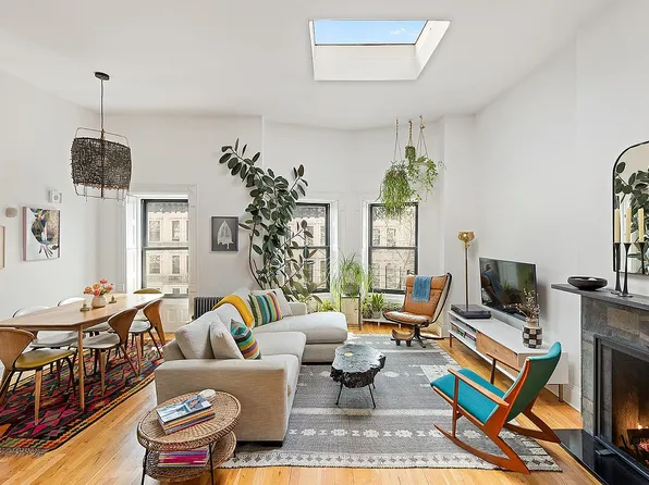 201 Saint Johns Pl #4, Brooklyn, NY 11217