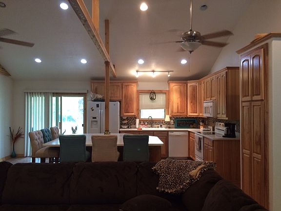2nd image of 1154 County Road 2117