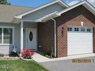 563 Hale St, Pearisburg, VA 24134