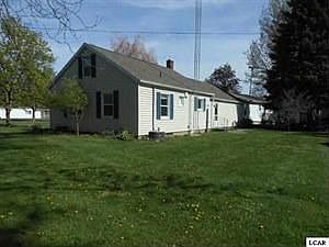 2nd image of 619 Giles Ave