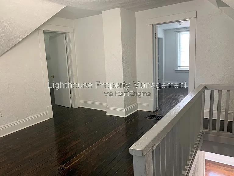 871 Wood St — Photo 13