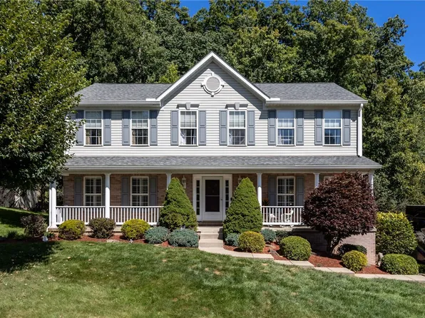 5011 Spruce Dr, Coraopolis, PA 15108