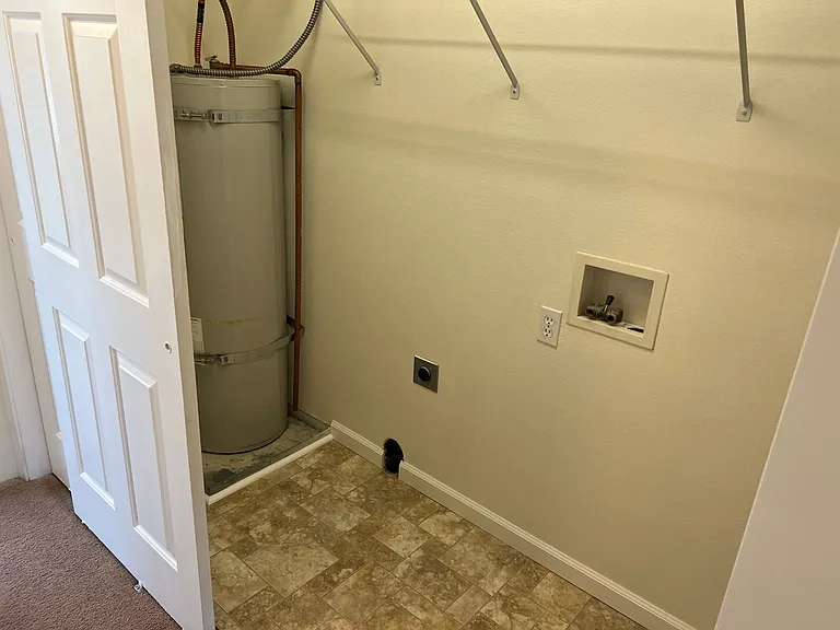2941 W Lorraine Ave #1-10 — Photo 10