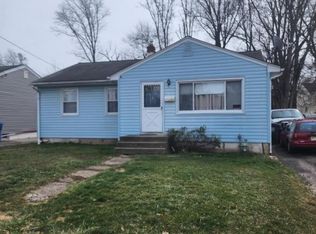 125 Creemer Ave, Iselin, NJ 08830