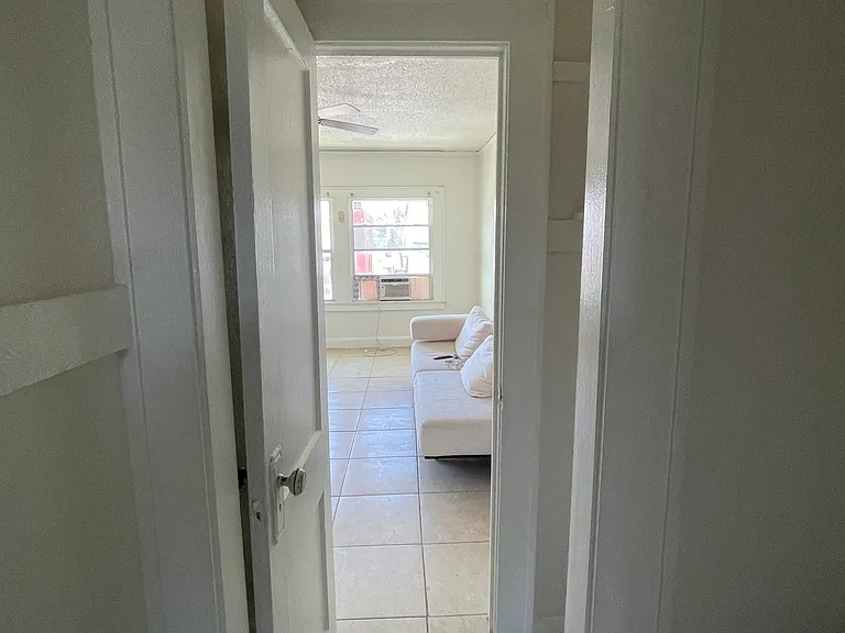 1104 Arizona Ave #1 — Photo 7