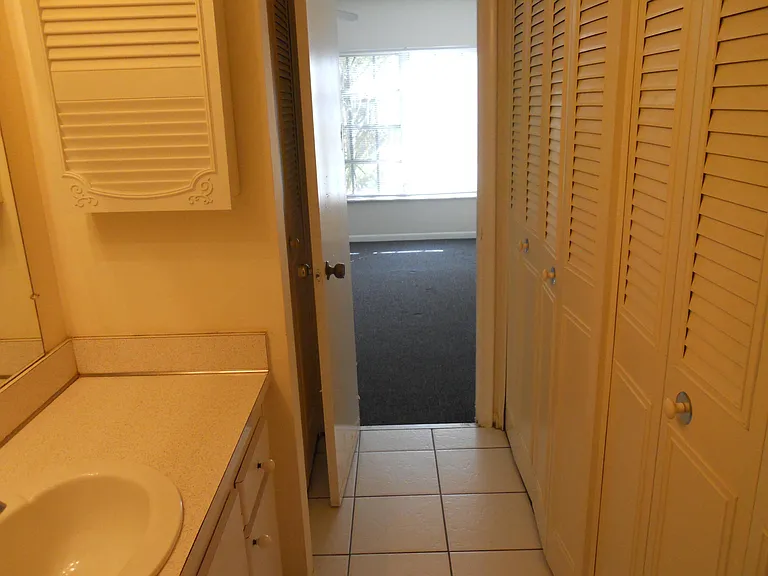 250 NE 20th St #123S — Photo 24