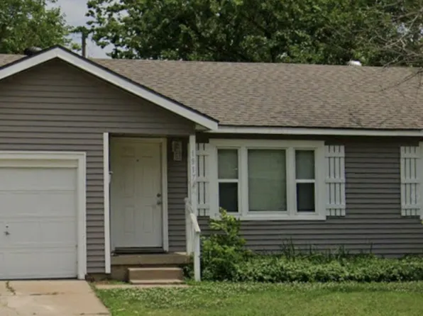 1917 N 6th St, Ponca City, OK 74601