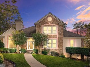 221 Hawick Ln, McDonough, GA 30253